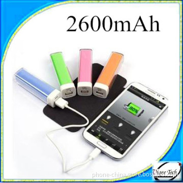 Fashion Lipstick Design Portable 2600mAh Power Bank Charger for Mobile Phone